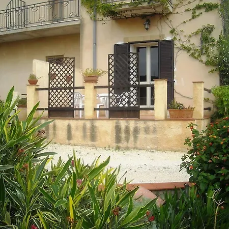 Casale Galati Apartment