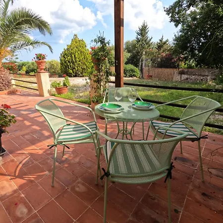 Casale Galati Apartmán *